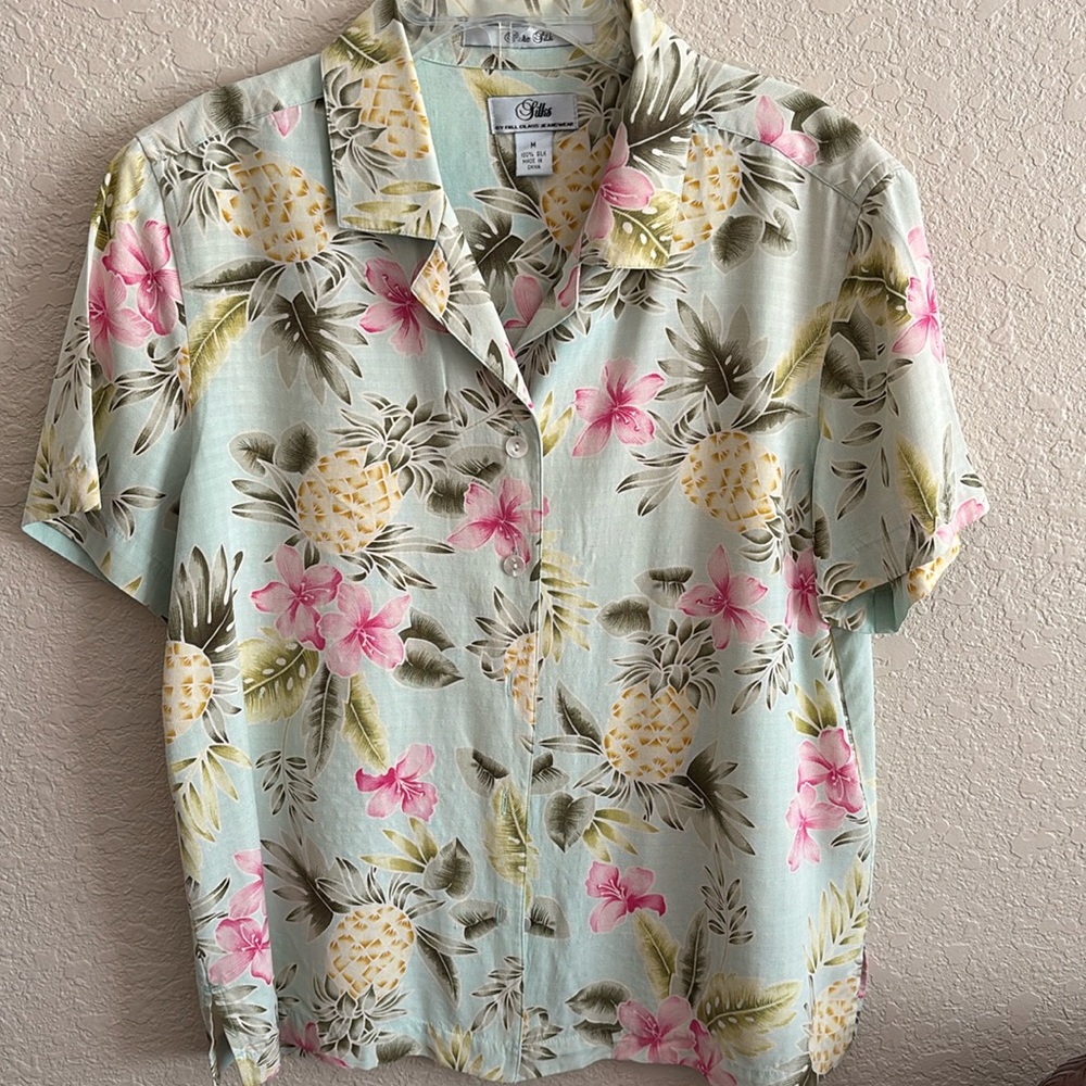 Tropical Silk Short Sleeve Blouse - Medium size
